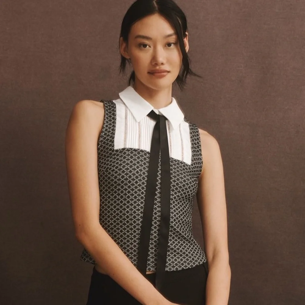 Maeve Sleeveless Tuxedo Top - Picture 3 of 8